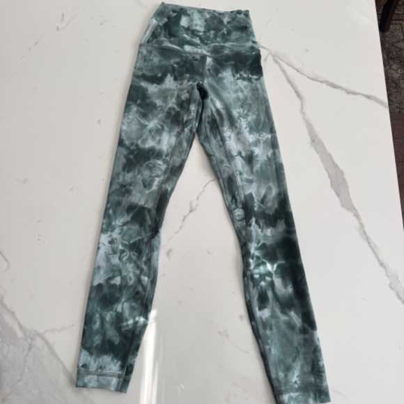 Lululemon Align High Rise 28" inseam tie dye forest green leggings - Picture 3 of 5